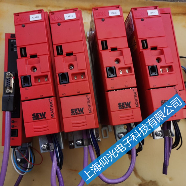 SEW�ŷ������S�� �\�M��F44/F45��