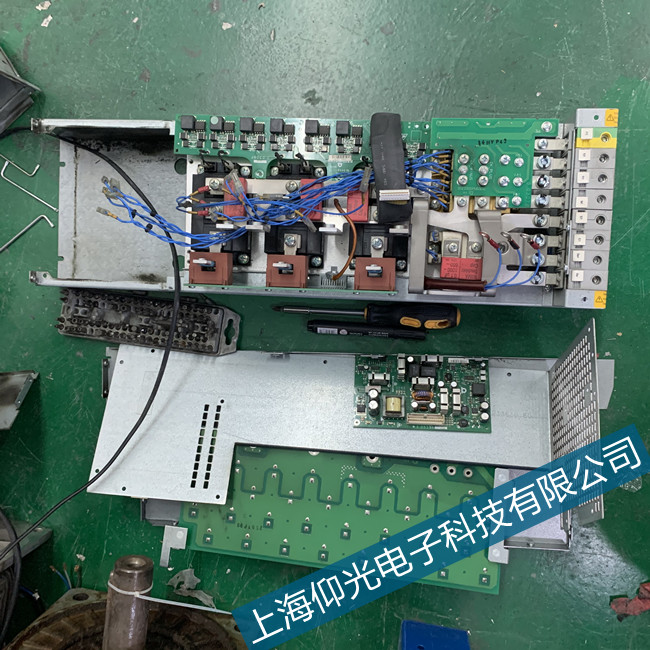 ŷ늙C(q)Դe`S{(dio)ԇ