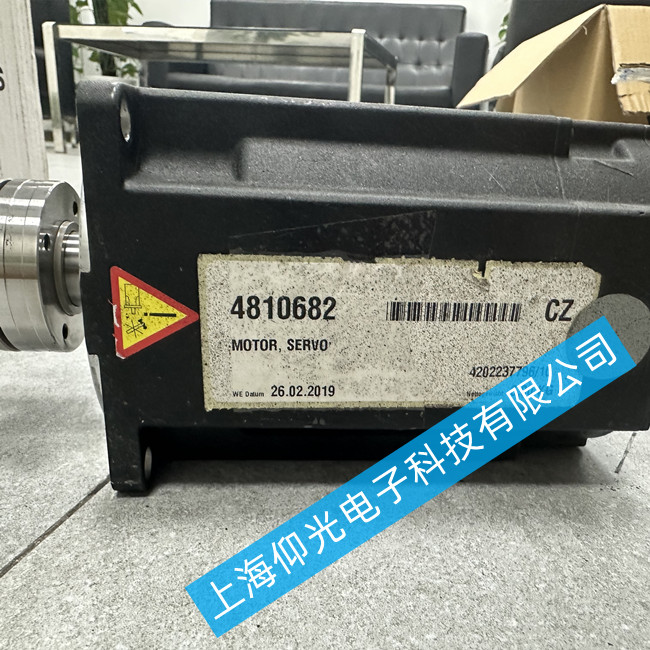 �����Ơ�Ħ���ŷ�늙C(j��)�S�� AKM44S-SSCNR-02늙C(j��)�S��ע�����(xi��ng)