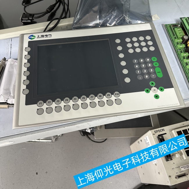 鄭州貝加萊觸摸屏4P3040.01-490通電幾分鐘后屏幕變成藍(lán)屏故障維修方案